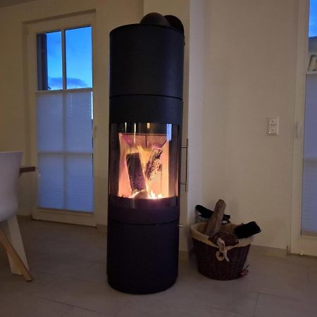 Modernes Reetdach-Ostseeferienhaus Bella Mare, Insel Usedom Mit Sauna, Kamin & Sonnenterrasse Zirchow Luaran gambar
