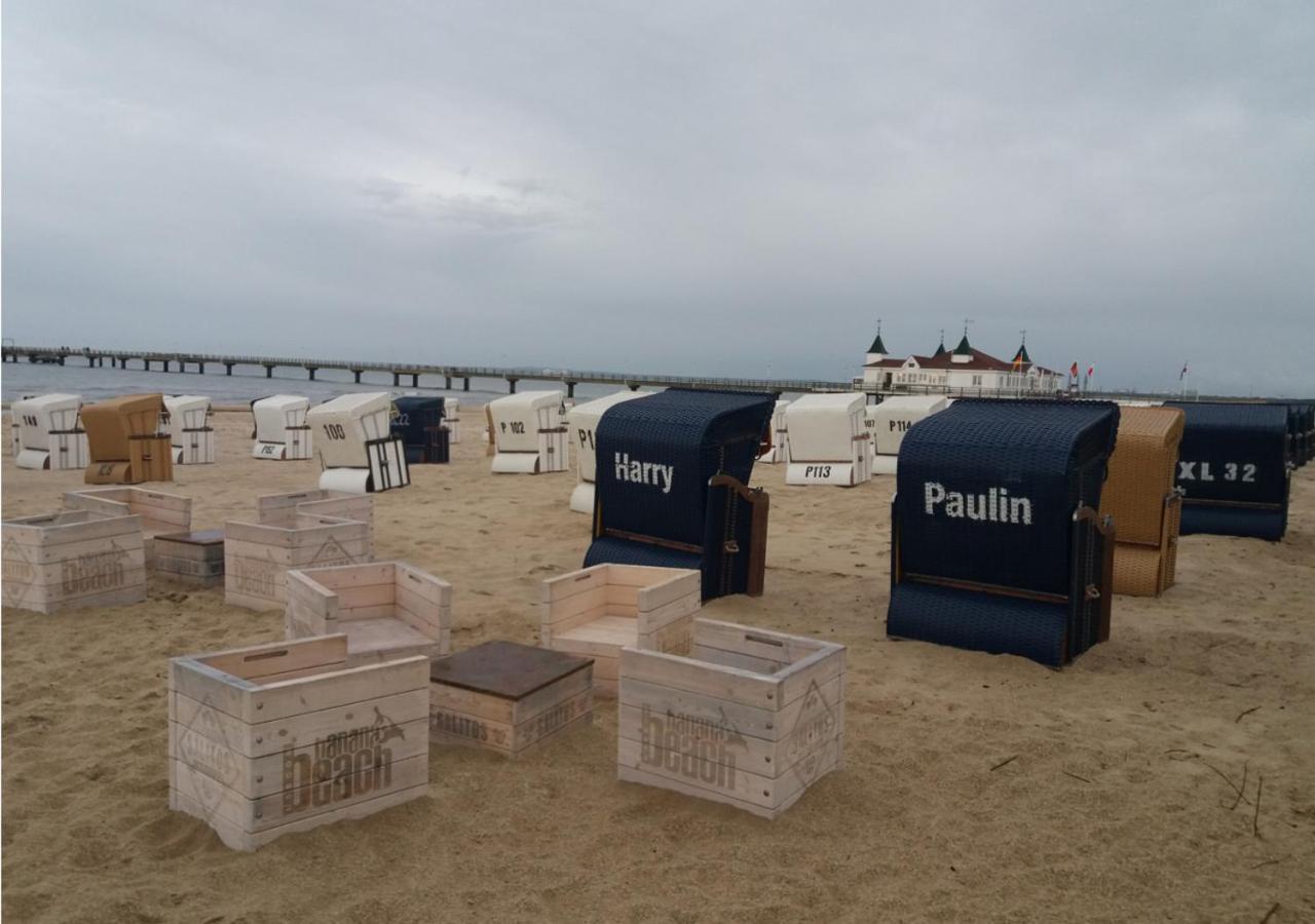 Modernes Reetdach-Ostseeferienhaus Bella Mare, Insel Usedom Mit Sauna, Kamin & Sonnenterrasse Zirchow Luaran gambar
